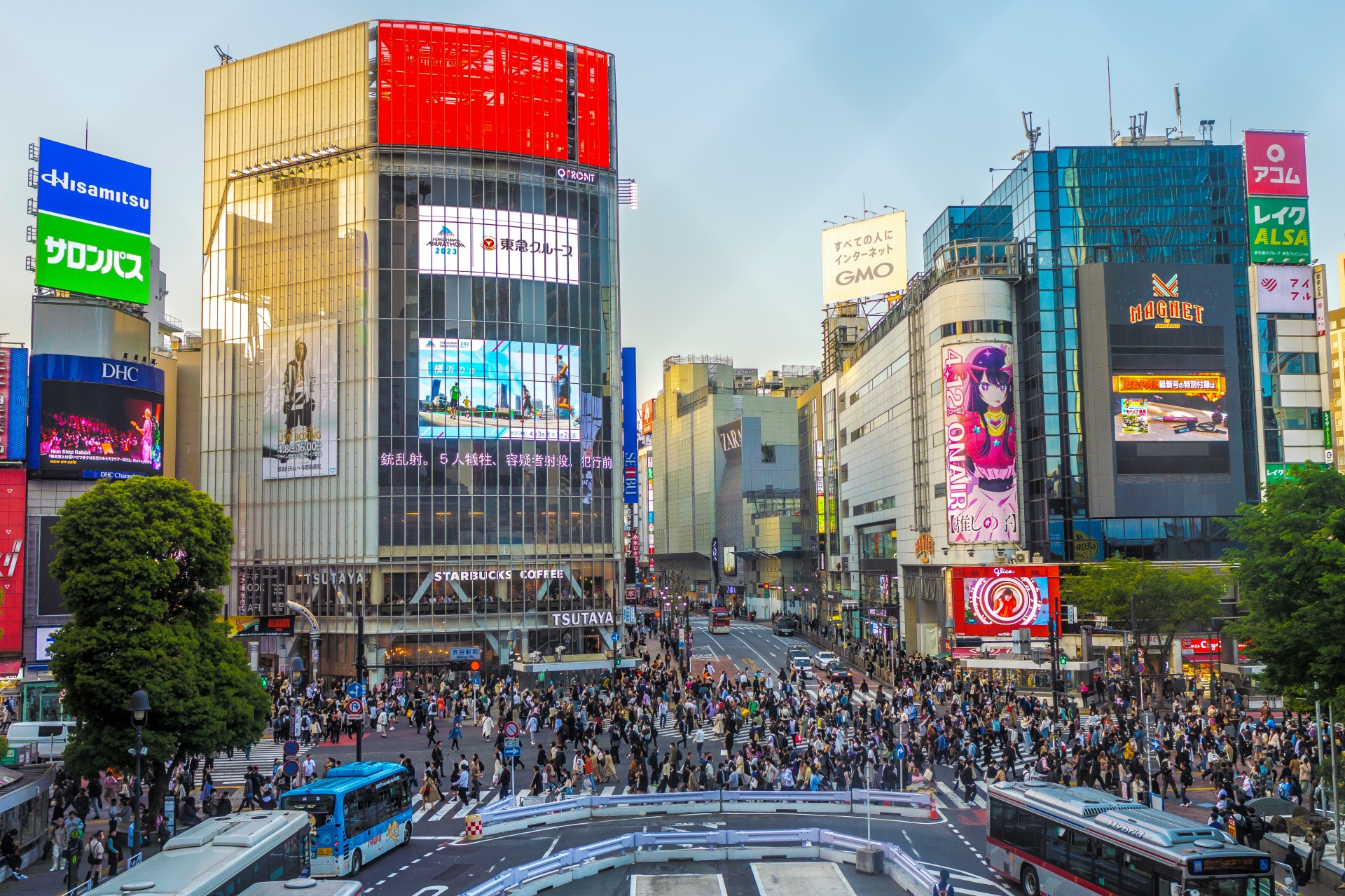 街中の広告