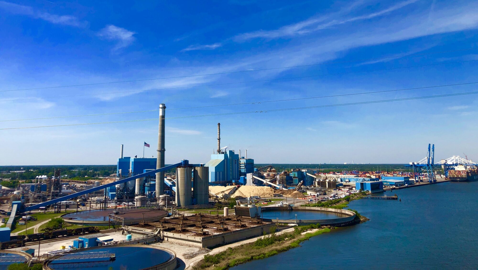 工場見学動画の活用方法や効果は？事例・制作ポイントも解説