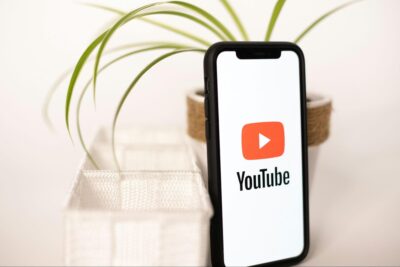 企業がYouTubeを活用するメリットとは？運用のコツや成功するポイントを徹底解説！