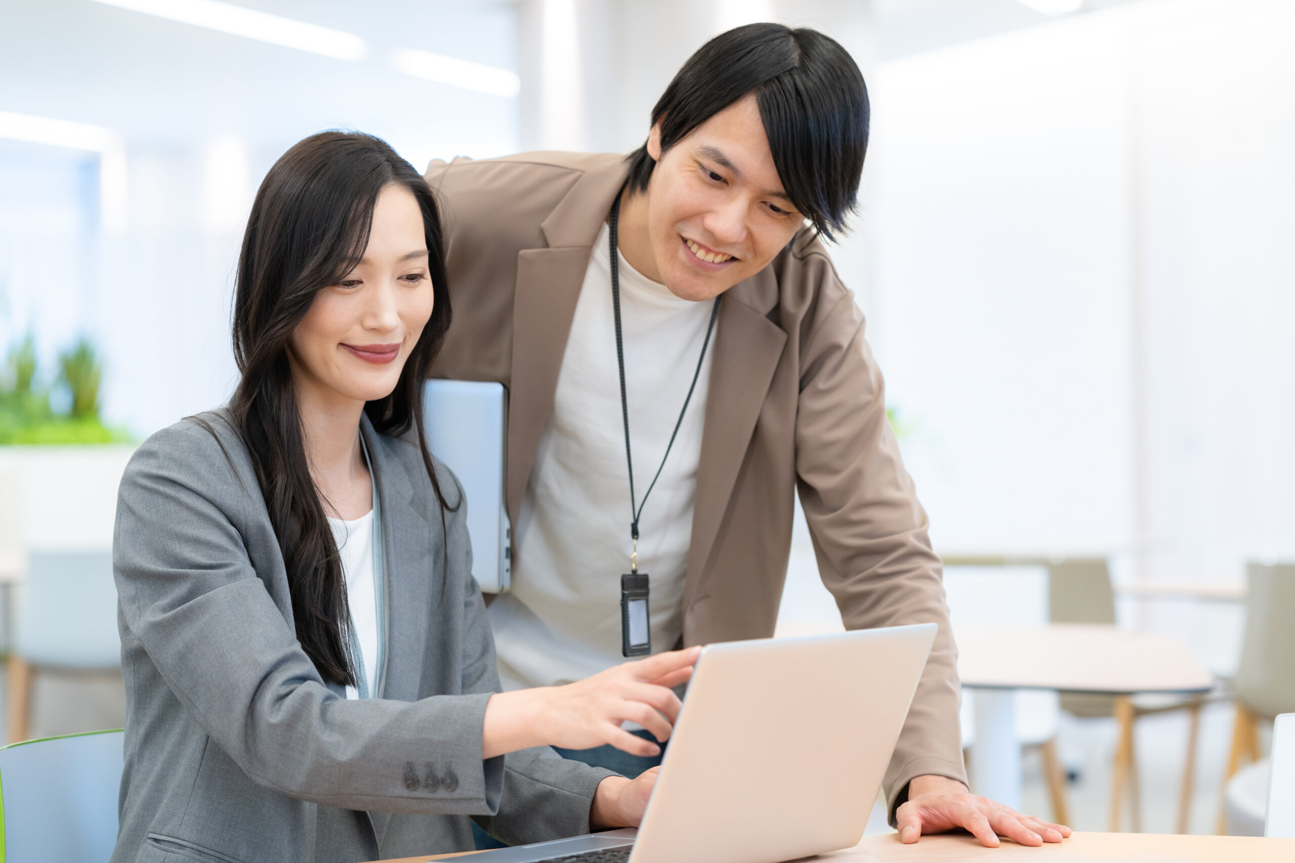 会議をするビジネスマン