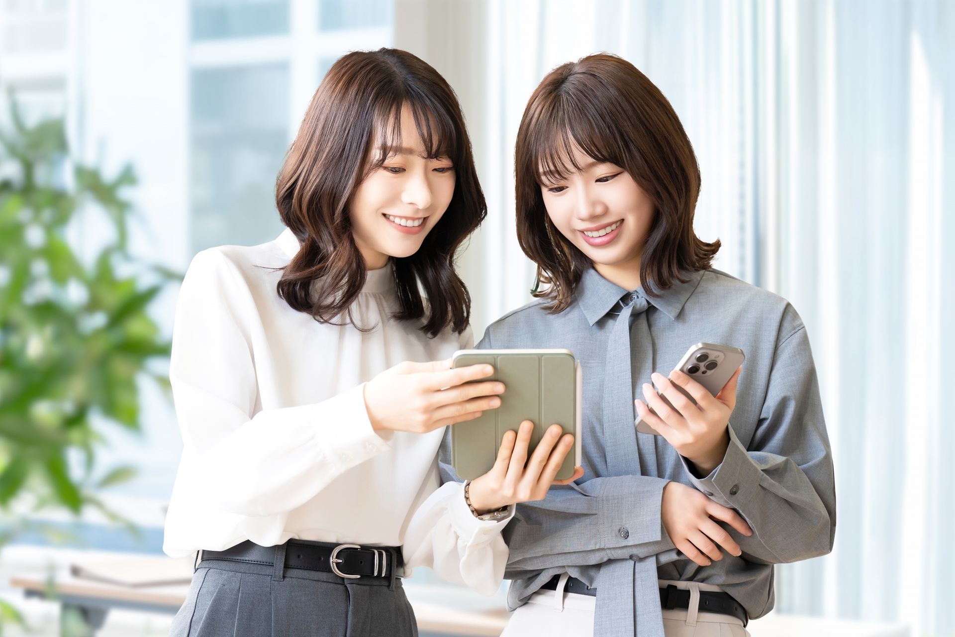 2人の女性
