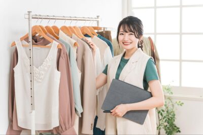 アパレル業界で動画を活用するメリットは？活用事例や制作のポイントも解説