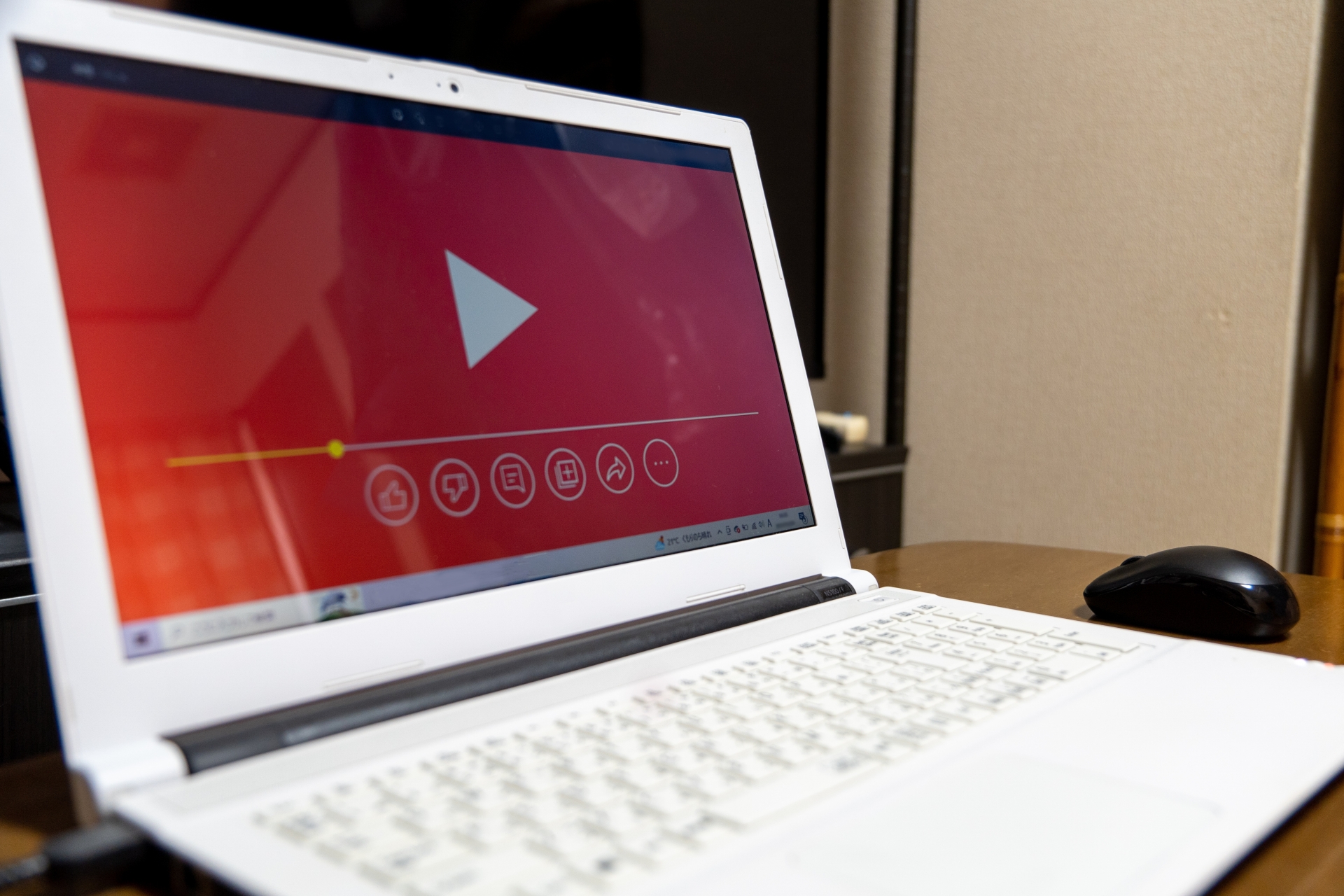 パソコンで動画再生