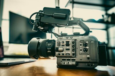映像と動画の違いとは？区別するポイントやおすすめの活用方法も紹介