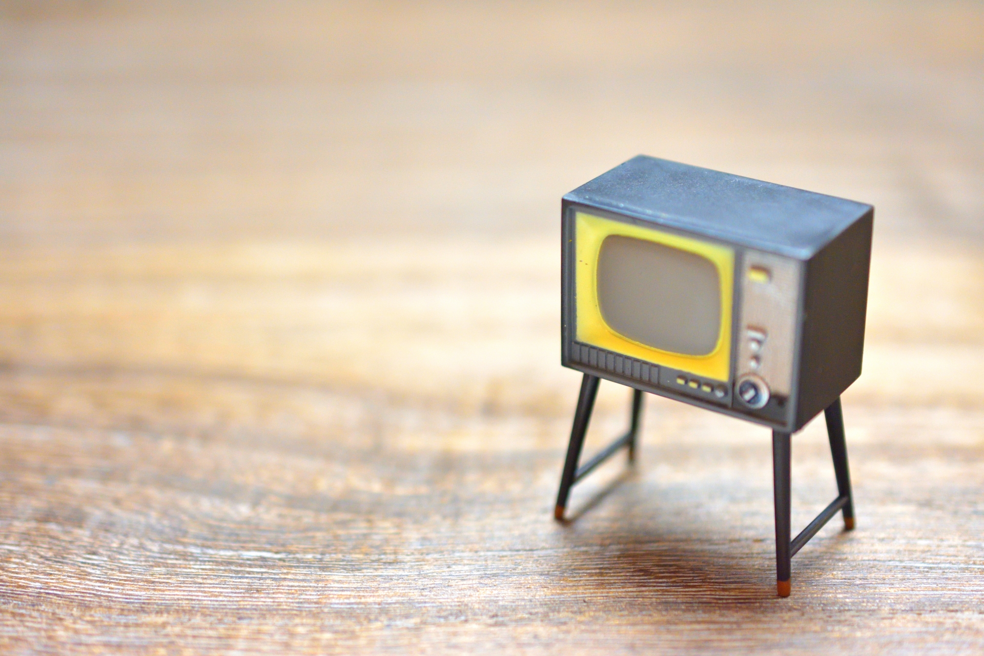 テレビ
